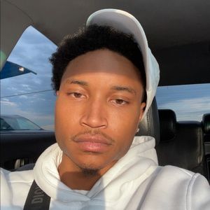 Meet your Posher, Trayton